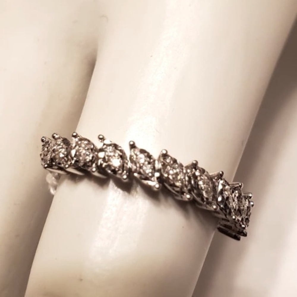 Diamond Woman’s ring 14k white gold new natural diamonds only